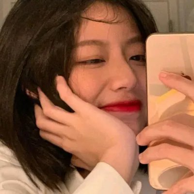 想哭的我戴上了猫的面具